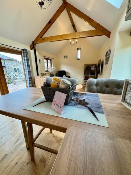 The Paws And Wander Hideaway Villa Mitchel Troy ภายนอก รูปภาพ